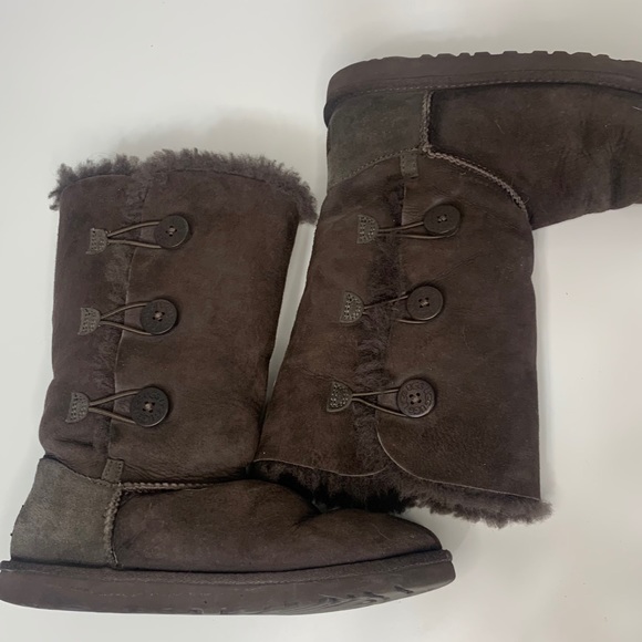UGG Bailey Button Triplet Chocolate Boots - Picture 3 of 10